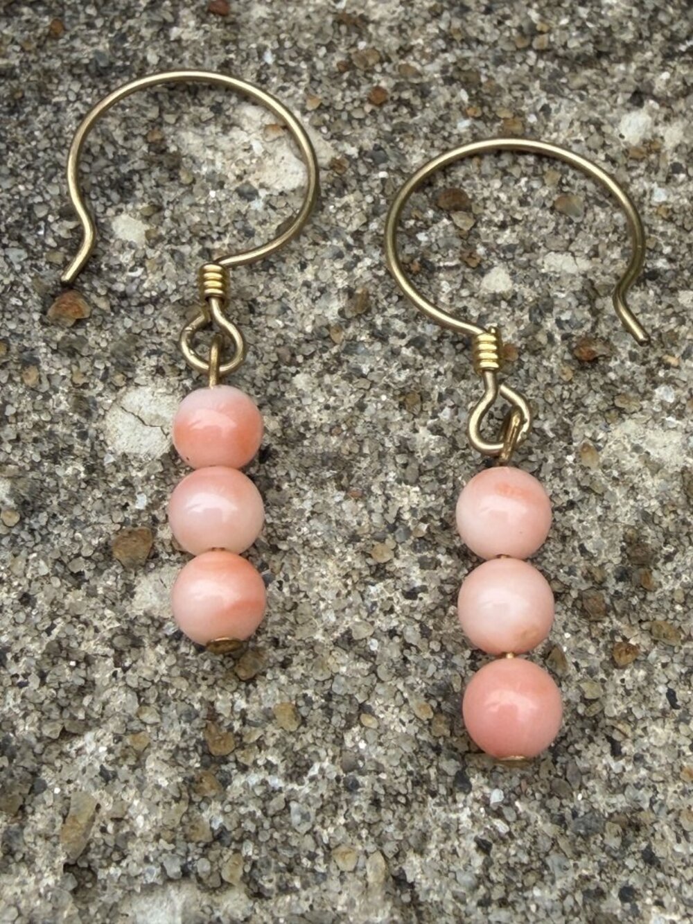 VTG Angel Skin Coral Drop Earrings Natural Pink Coral Triple Dangles Gold Tone